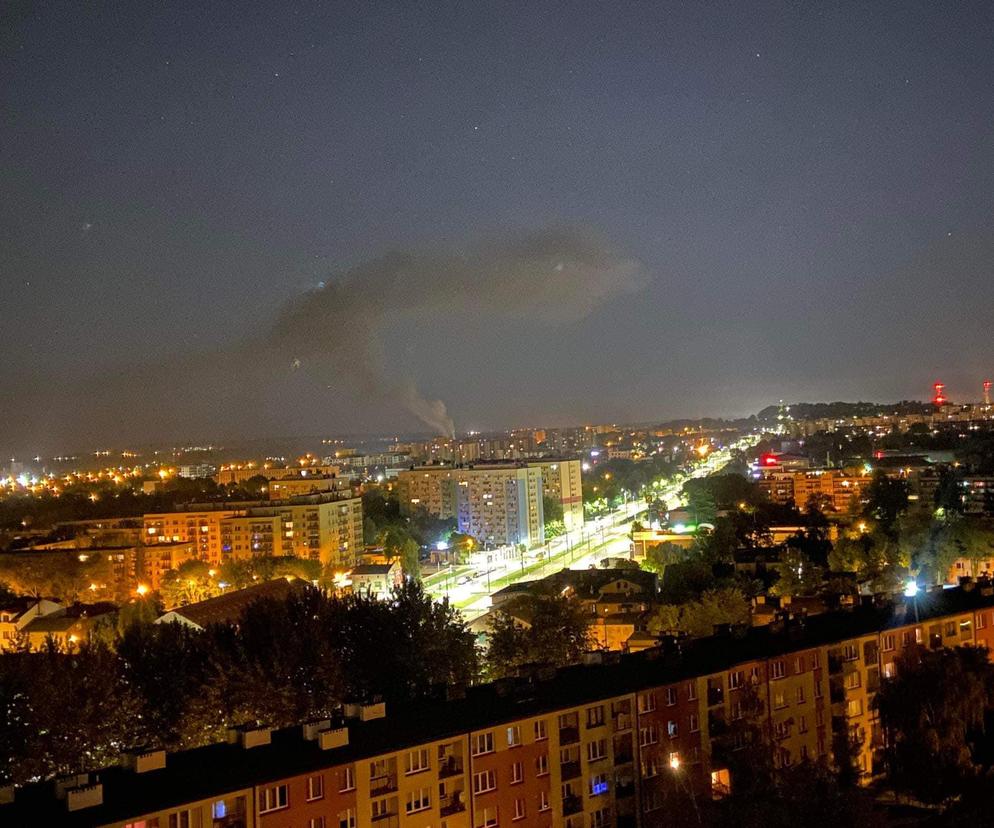 Pożar ciężarówek na terenie MUZM w Dąbrowie Górniczej