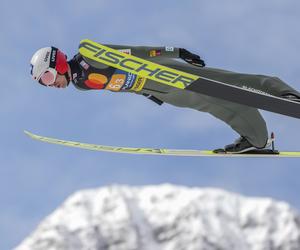 Skoki dzisiaj O której godzinie skoki dzisiaj niedziela 2.04.2023 Uwaga na godzinę konkursu w Planicy! O której dzisiaj skoki narciarskie w niedzielę 2 kwietnia 2023