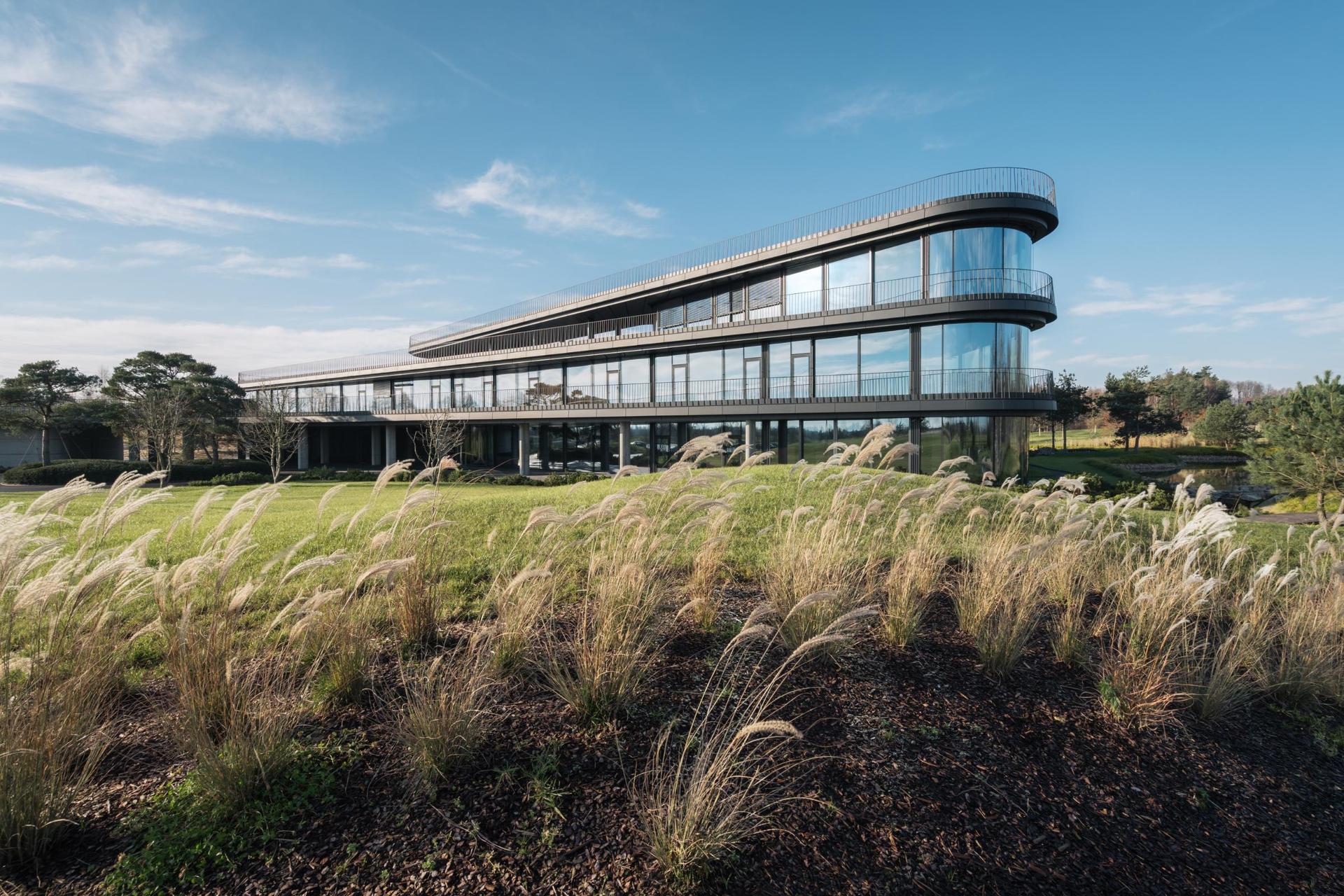 Siedziba firmy Press Glass w Konopiskach