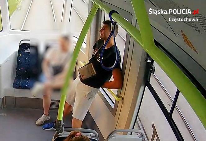 Częstochowa: Bez powodu zaatakował pasażera tramwaju. Jest nagranie 