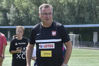 Czesław Michniewicz strasznie chudnie! Imponująca metamorfoza, te ZDJĘCIA pokazują prawdę!