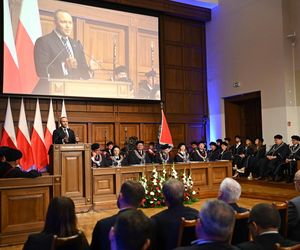 Prezydent Karol Nawrocki zadeklarował w Gdańsku, że priorytetem jest dla niego rozwój polskich technologii obronnych XXI wieku. Zapowiedział utworzenie Departamentu Technologii Przełomowych w Biurze Bezpieczeństwa Narodowego.