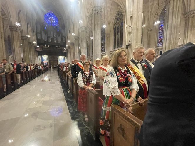 Uroczysta msza przed 88. Paradą Pułaskiego w NY