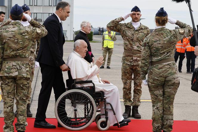 Szok, co o kobietach powiedział papież Franciszek. "Płodne przyjęcie". Świat grzmi!