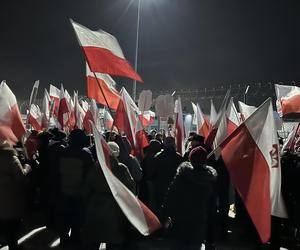 Manifestacja pod więzieniem, w którym przebywa Maciej Wąsik