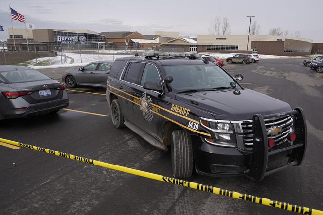 Szok! Sprawca strzelaniny w szkole w Michigan chciał "strzelać i mordować"