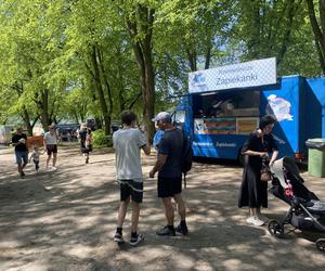 Festiwal Samków Food Trucków w Olsztynie 2024. Nad Ukielem można zjeść dania z całego świata [ZDJĘCIA]