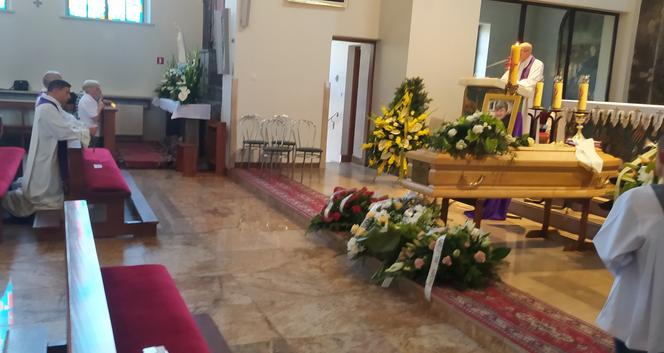 Sokołów Podlaski: Ostatnie pożegnanie księdza Grzegorza Radziszewskiego, który zginął w katastrofie autokaru w Chorwacji [RELACJA NA ŻYWO]