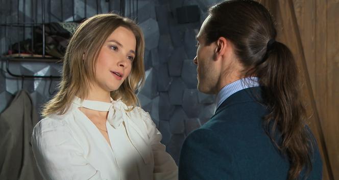 Barwy szczęścia odc. 2803. Sofia (Valeri Guliaieva), Cezary Rawicz (Marcel Opaliński)