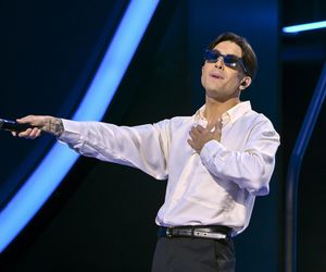 Kwiatkowski mógł zaśpiewać bez spodni?! Pomogła... pani Ela