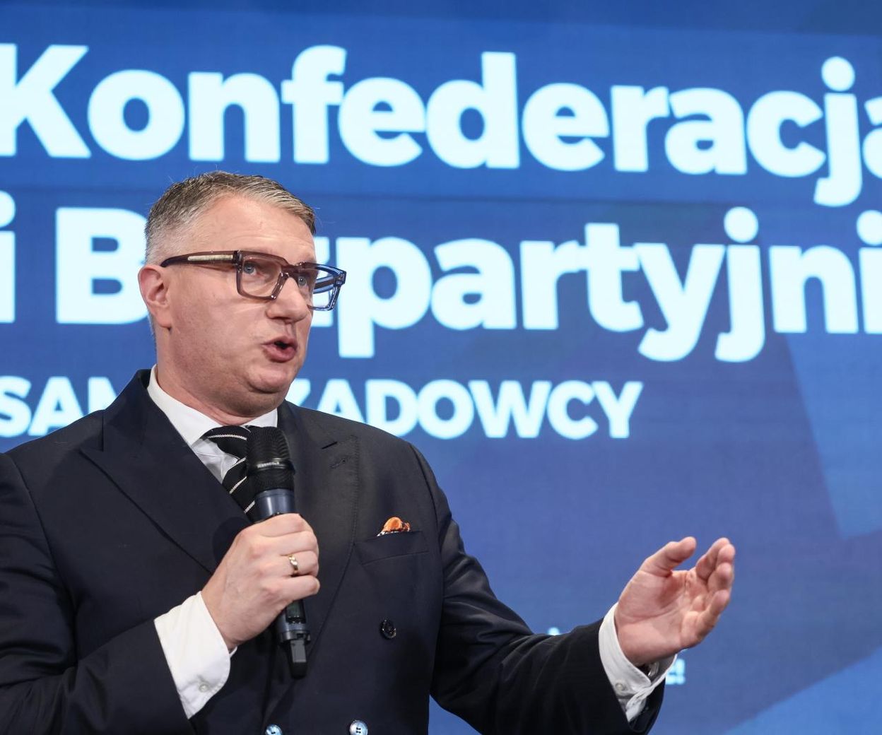 Polityczny "przeszczep" w Konfederacji. Bocheński z PiS ostro o Wiplerze