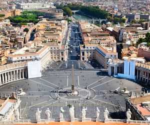 Plac Świętego Piotra w Watykanie 