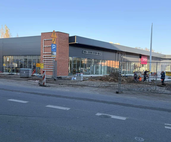 Był browar, a teraz będzie park handlowy, Trwa remont