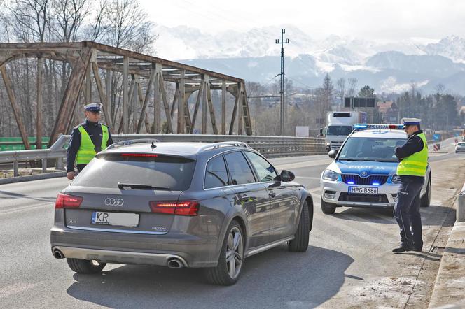 Policja szczególnie sprawdza przyjeżdżających do kurortów