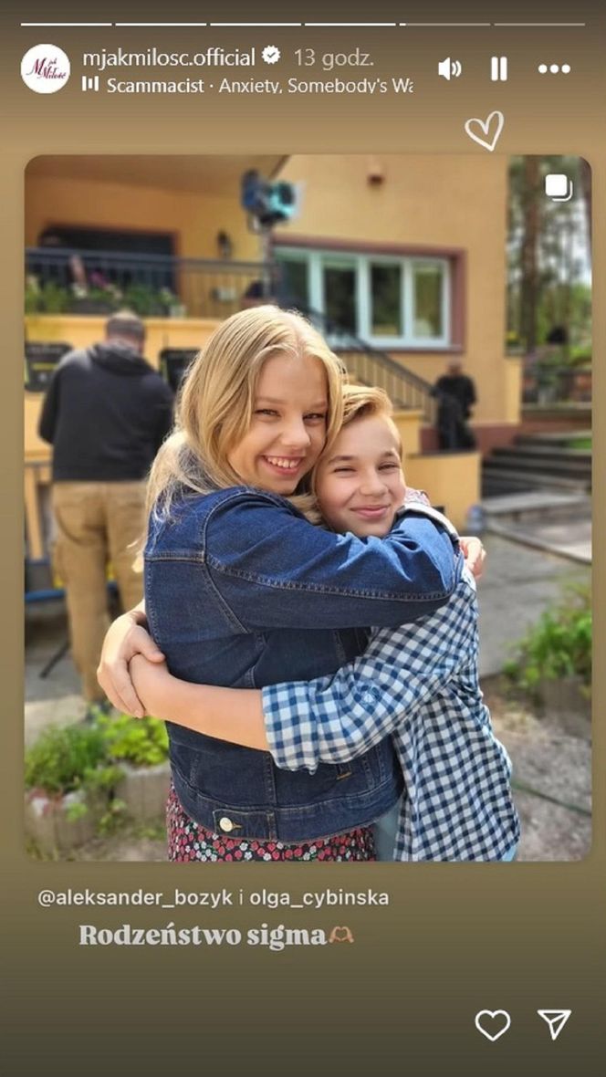 M jak miłość na planie. Misiek (Aleksander Bożyk), Lenka (Olga Cybińska)