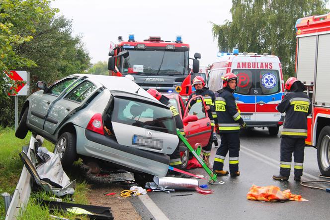 Tragiczny wypadek w Bobrku. Zginęła 12-letnia dziewczynka [ZDJĘCIA]