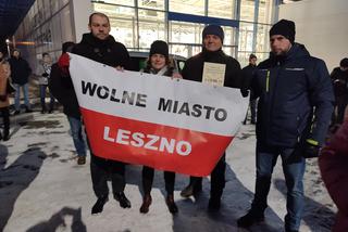 Protest przeciwko segregacji sanitarnej w Lesznie
