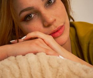 Trend Tired Girl makeup podbija TikToka. To odzew na nadmierny perfekcjonizm 