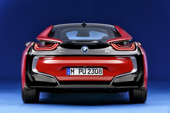 BMW i8 Protonic Red 