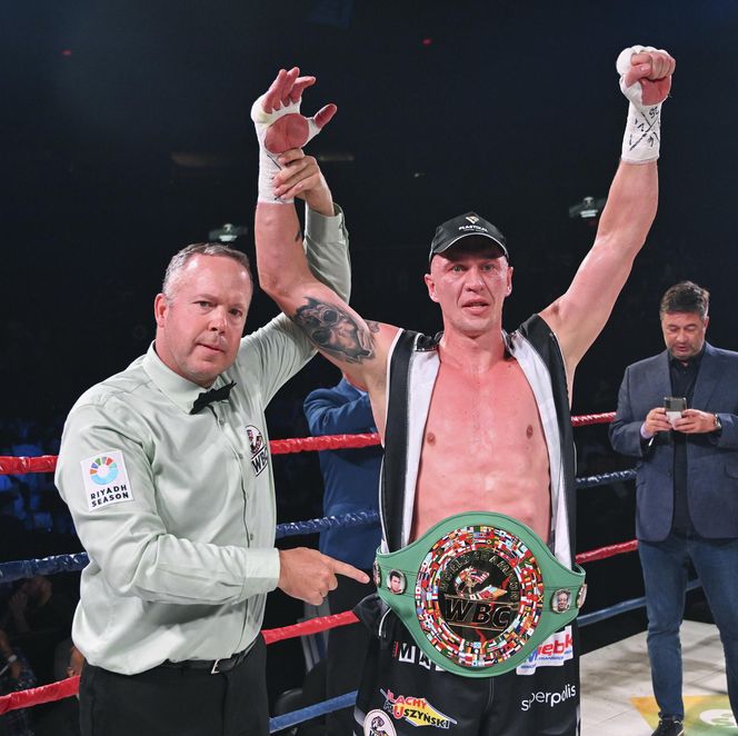 Michał Cieślak - Jean Pascal. Polak tymczasowym mistrzem świata WBC