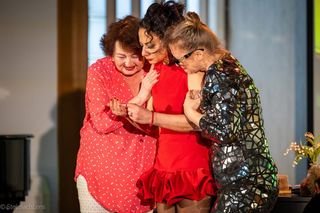 Mężczyzna idealny zachwycił Polonię