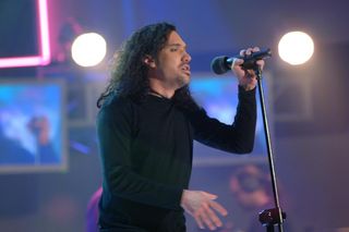 Szokujące wyznanie Szymona Wydry. Finalista 1. edycji Idola został napadnięty i porażony prądem!