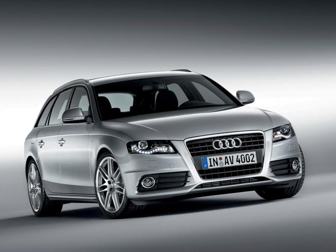 Audi A4 Avant B8 S-Line - (2008-2011)