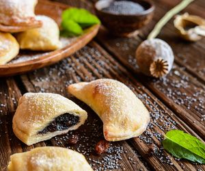 Pierogi z makiem