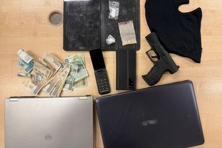 Włamywacz niczym Spider-Man skakał po balkonach. Zatrzymała go policja