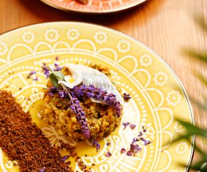 Bajadera śledziowa: przepis na tatara ze śledzia z piernikiem wg Magdy Gessler [Gościnna, Podlane Piwem, Bartoszyce]