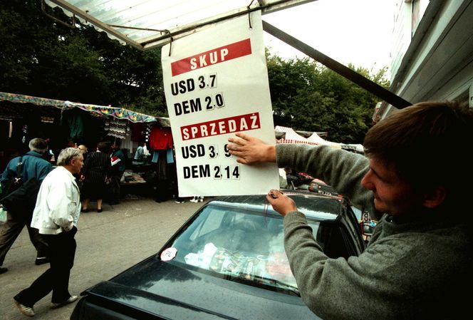 Lata 90-te, handel na stadionie dziesięciolecia