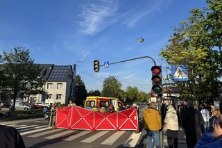 Tragiczny wypadek w Łodzi. Reanimacja motocyklisty. Na miejscu policja i helikopter