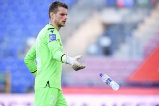 Michał Buchalik bohaterem derbów, ale Ruch nie rezygnuje z poszukiwań kolejnego bramkarza. Trener wyjaśnił to precyzyjnie