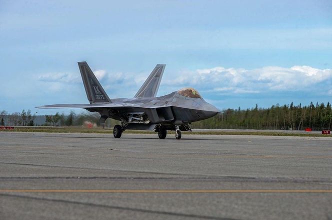 F-22 Raptor