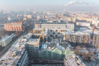 Rewitalizacja zabytkowej kamienicy we Wrocławiu. Zobacz, jak przywracają przedwojenny dach!