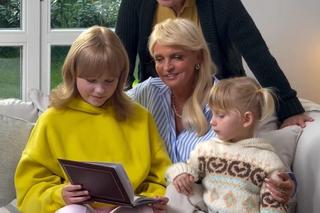 Barwy szczęścia nowy sezon. Lea (Lena Sobota), Emilka (Jessica Frankiewicz), Małgorzata (Adrianna Biedrzyńska), Jerzy (Bronisław Wrocławski) na planie