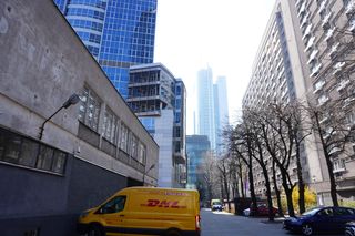 Sprzedana za blisko 30 milionów działka przy Twardej 16A