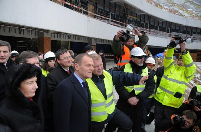 Premier Tusk z przezydent Gronkiewicz-Waltz.jpg