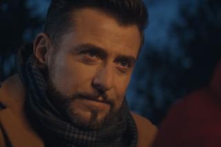 M jak miłość świąteczny odcinek specjalny. Wigilia Mostowiaków. Marek (Kacper Kuszewski), Misiek (Aleksander Bożyk)