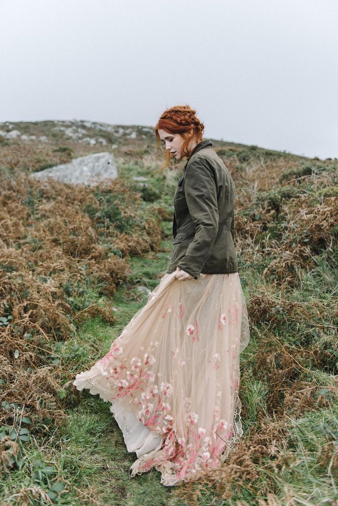 Boho to coś więcej niż styl w modzie. Poznaj jego zasady 