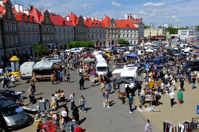 Lubelska Giełda Staroci. Mając 10 zł w portfelu wybrał się na giełdę. Zaskakująca reakcja handlarzy