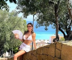 Nocne szaleństwo Dody! Maska królika i seksowna mini