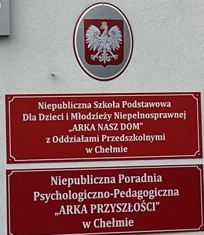 Julcia zakrztusiła się cukierkiem. Żałoba w szkole. "Niewyobrażalny ból"