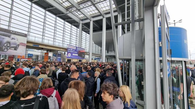 Poznań Motor Show - tak wyglądał piątek na MTP!