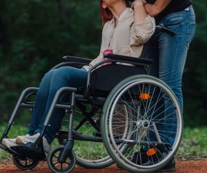 Rodzice walczą o synka. Na Antosia czeka łóżeczko, wózek i ubranka