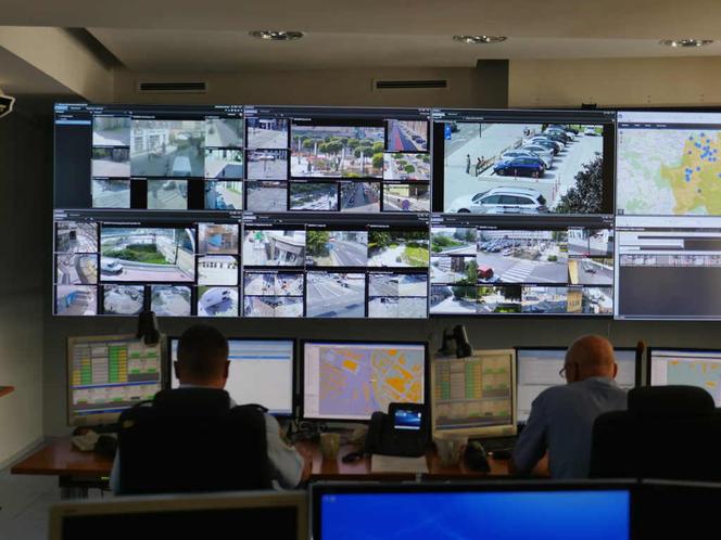 W Katowicach będzie więcej kamer miejskiego monitoringu. Zostaną zamontowane głównie w okolicach nowych centrów przesiadkowych