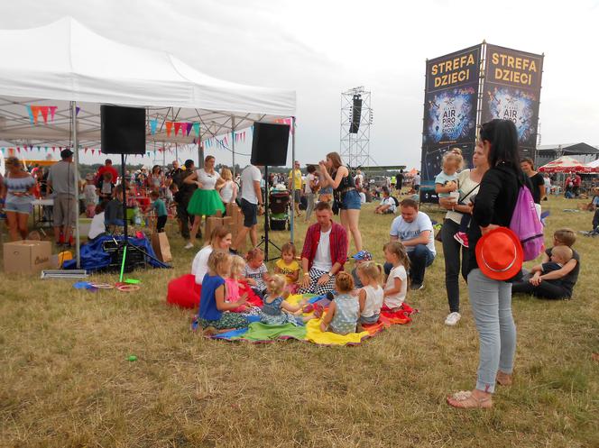 Katowice: Akrobacje lotnicze i widowiskowe pokazy pirotechniczne! Za nami pierwsza edycja Fajery