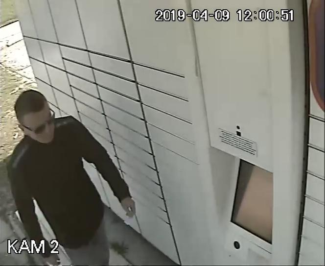 Policja poszukuje mężczyzn, którzy mogą mieć związek z oszustwami