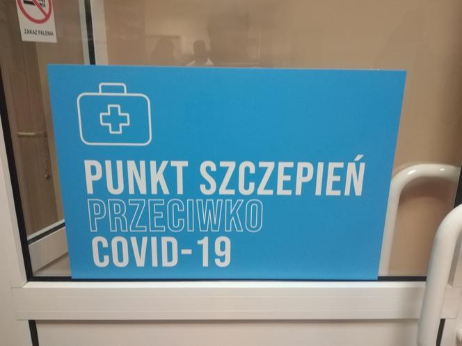 RZESZÓW: To historyczny moment! Pierwszą zaszczepioną przeciw COVID-19 jest epidemiolog