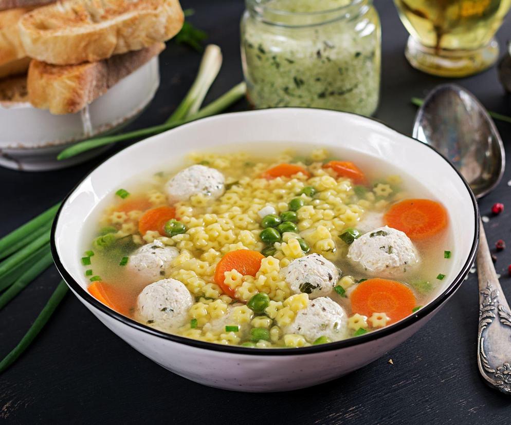 rosół na obierkach Wachowicz